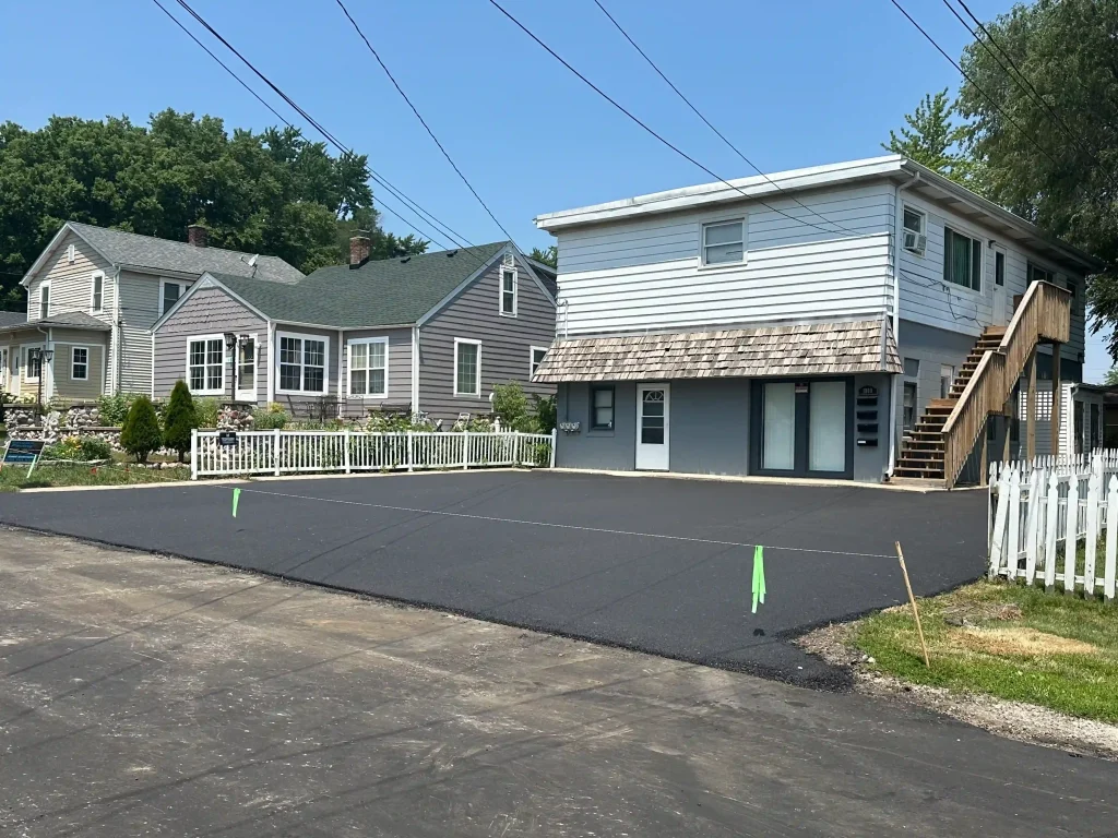 Asphalt Driveway paving